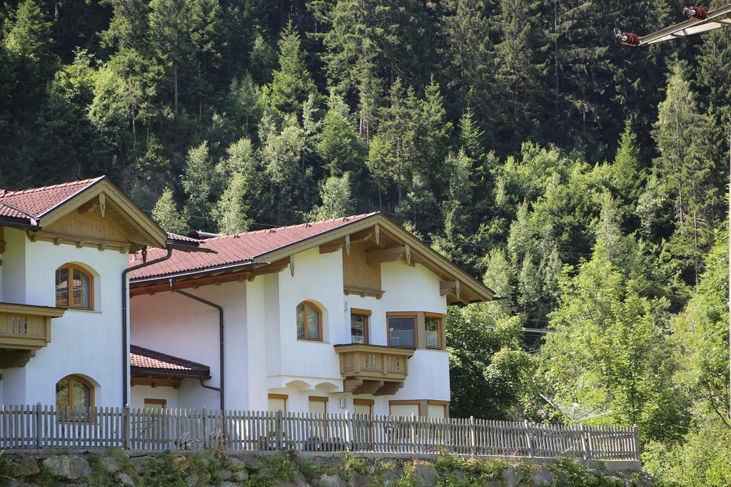 Haus Peter Schiestl Lägenhet Zell am Ziller Rum bild